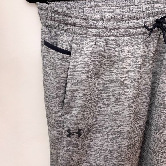 Under Armour Gray Fleece Lined Sweatpants Size XL - Picture 4 of 4